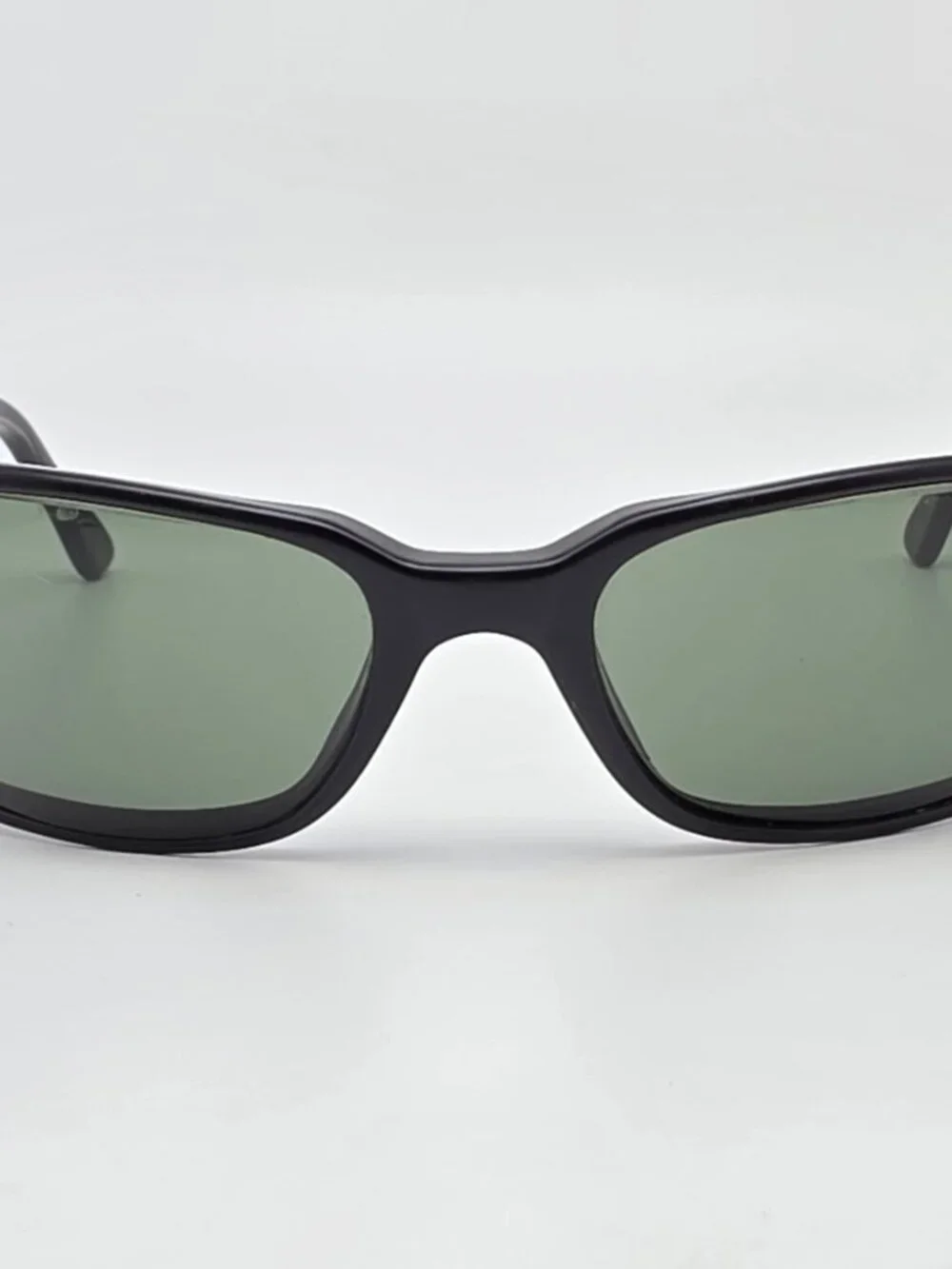 Persol this listing